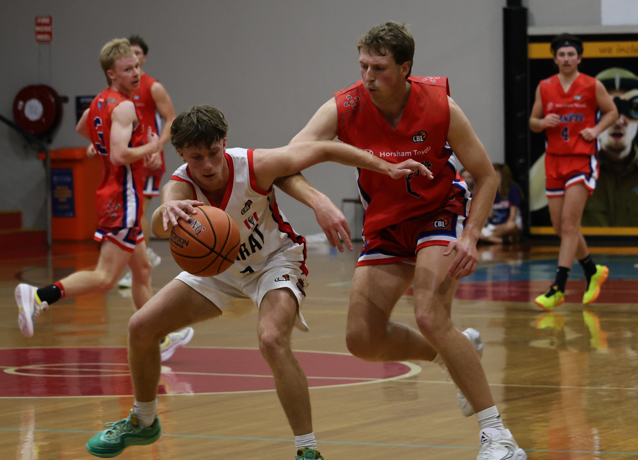 Hornets’ Cody Bryan applies pressure. PHOTO: RAELENE JOHNSTON