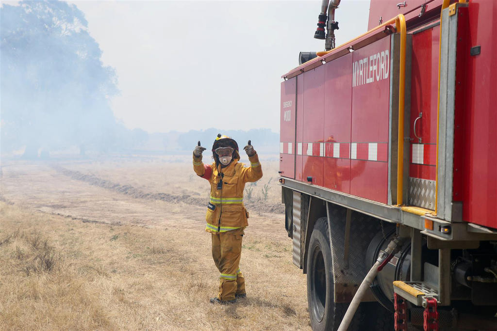 Grampians blaze 'under control': CFA - feature photo