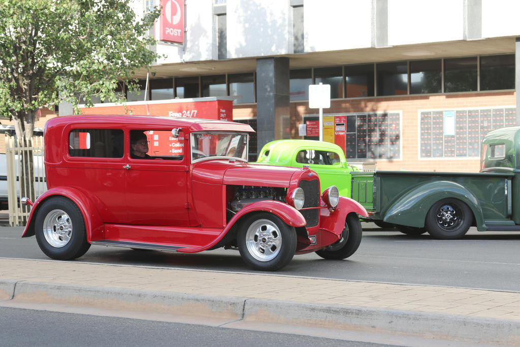 1928 Ford Tudor driven by Eddie Shodberry. Photo: EMILY FRIEDRICHSEN