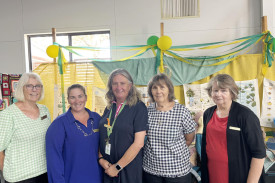 Marg Shaughnessy and Jess Hodder from Marnoo CWA and Prue McCredden, Viv Townsend and Rhonda Frederiksen from Beulah CWA catch up during this year’s field days. Photo: CAITLIN MENADUE
