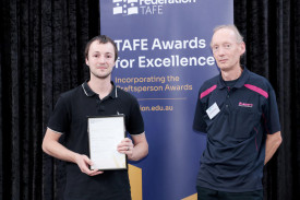 Ben House has won the Middy’s Electrical Western Country Award after studying the Certificate II in Electrotechnology (Career Start).