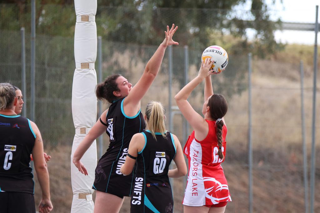 Swifts claim hard-fought win over Taylors Lake - feature photo