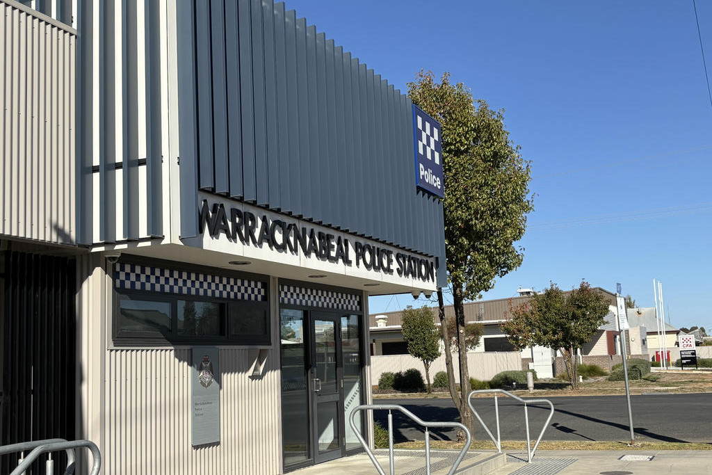 Warracknabeal Police Station on Jamouneau Street.