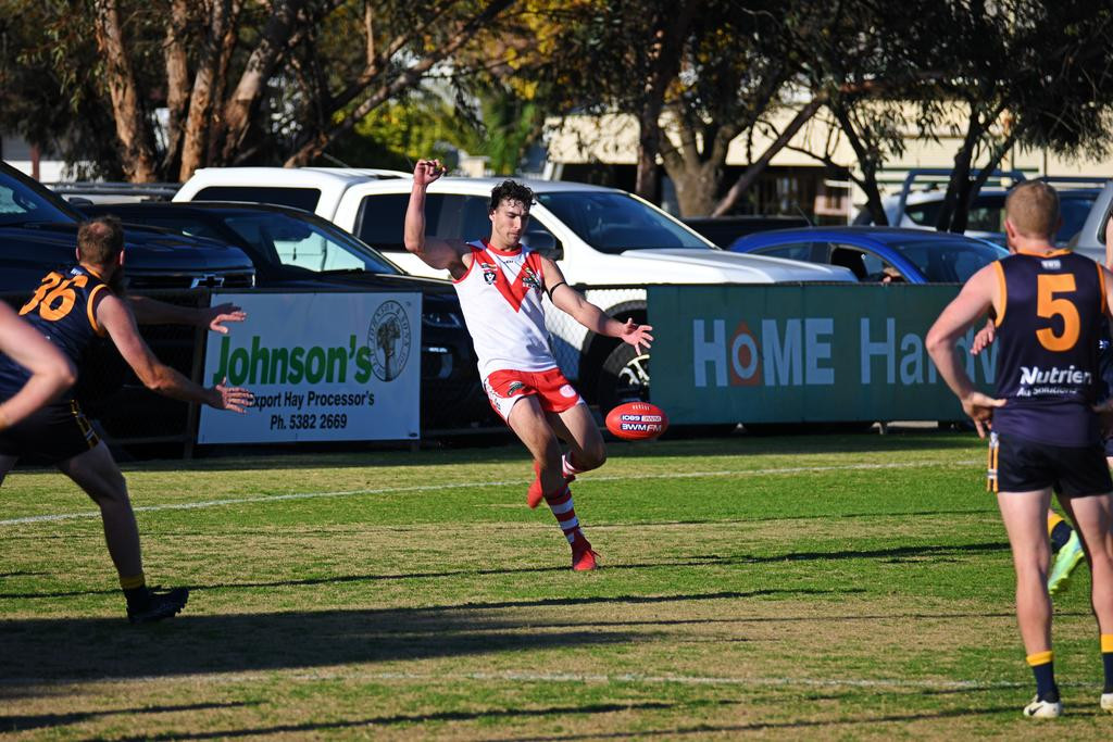 Tom Williamson kicked six goals in the Ararat Rats 58-point victory against Nhill.