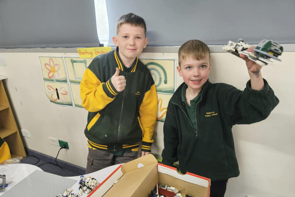 Braxton and Wilbur had the opportunity to have fun at the school's lunch club session.