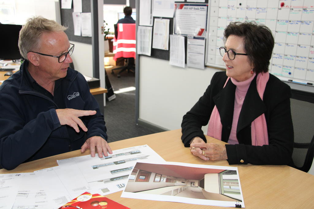 Jacinta Ermacora MP discusses the milion dollar upgrade of Stawell West Primary School with Principal Anthony Cain.