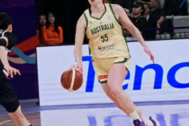 Chloe Bibby in action for the Opals. The former Warracknabeal basketballer donned the green and gold for Australia in their gold medal winning Asia Cup campaign.