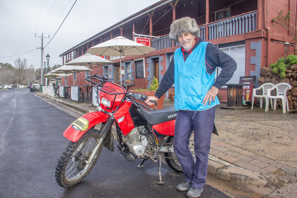 Vinduro secretary, Peter Drakeford said the local Harrow farmers were “fantastic” for their permission to let riders “cut through their paddocks”.