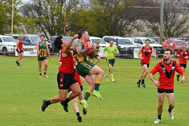 Jack Landt takes a strong mark whilst under pressure.