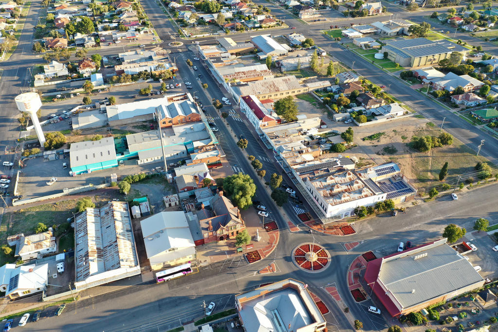 The National Audit of Mobile Coverage has been underway for some time, with Warracknabeal chosen as one of just seven Victorian towns for static location testing – mobile testing will cover over 185,000 kilometres across Australia.