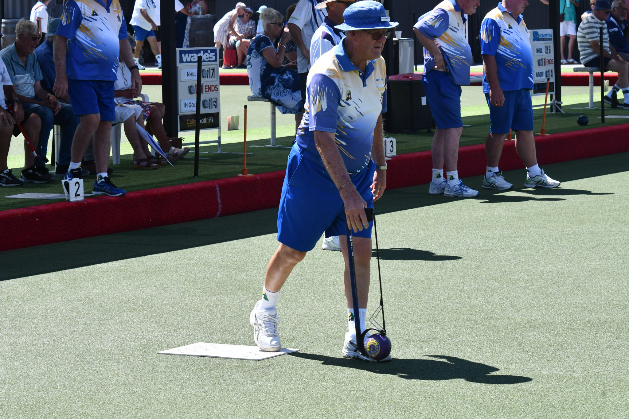 Barry Schultz bowls for Nhill in their Division Two match against Horsham Golf. His rink won 31-17. PHOTO: CHRIS GRAETZ