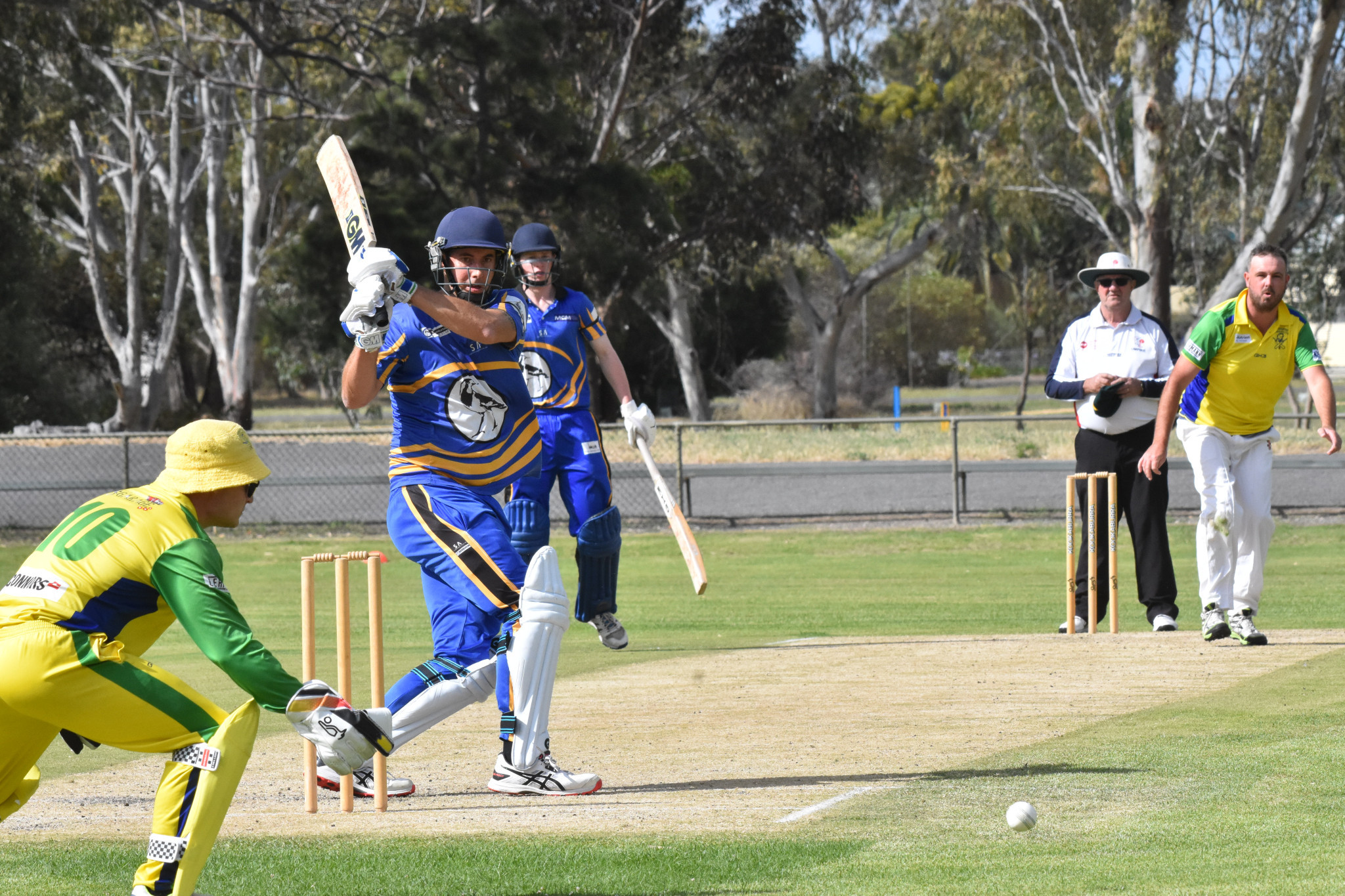 Thomas Barrand (Lubeck Murtoa) hit seven boundaries in his knock of 48*
