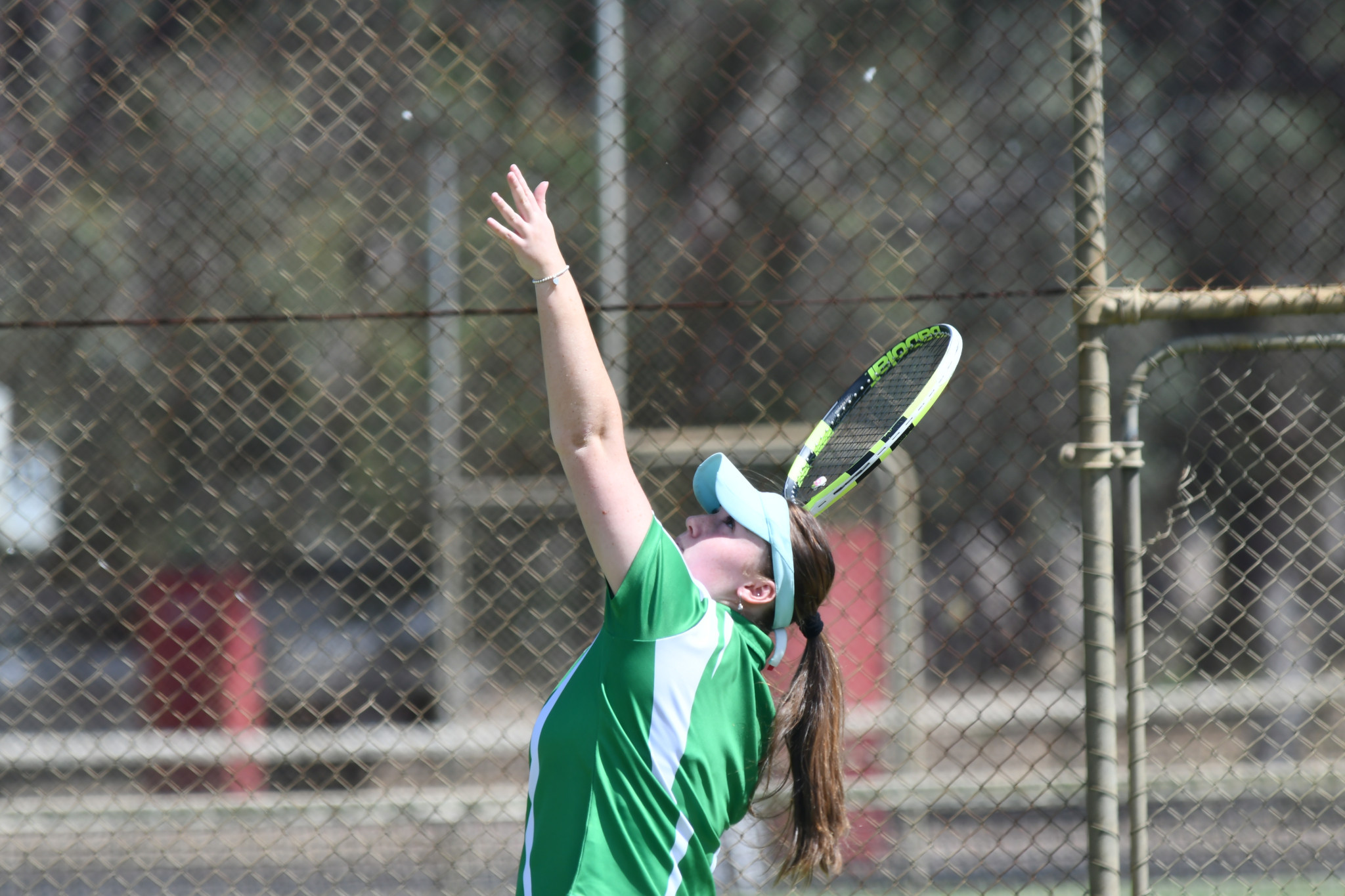 Horsham Lawn’s Gemma Walker during her serve. PHOTO: CHRIS GRAETZ