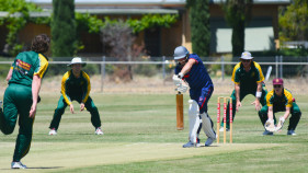 Ladder race heats up in last round