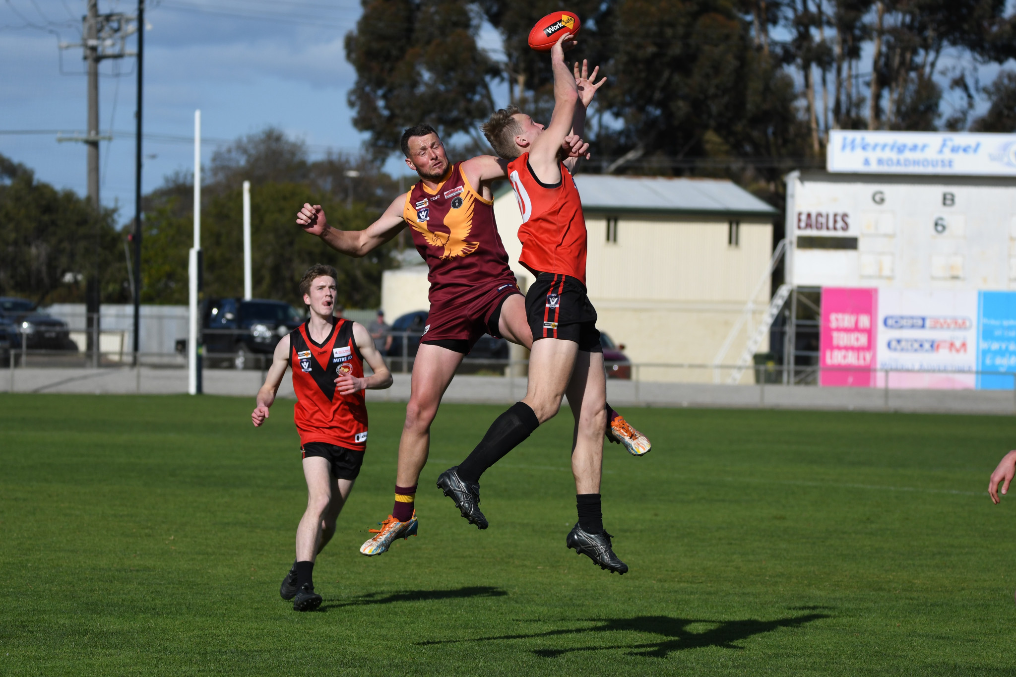 Josh Fowkes flies for a mark. PHOTO: STEPHEN WALKER