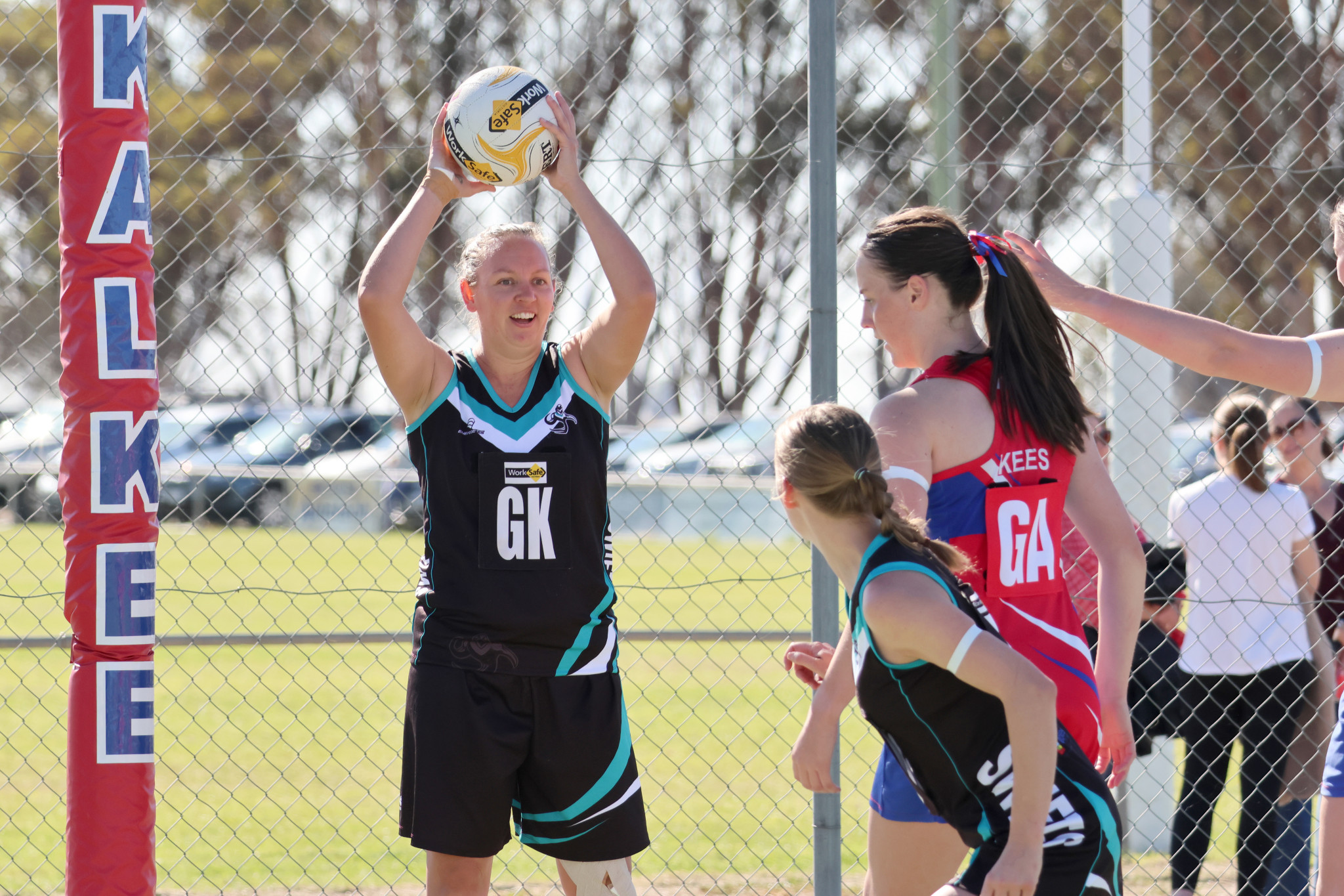Erin Freeland looks for teammates.