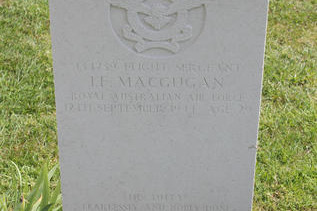 Ian MacGugan's headstone in Rheinberg War Cemetery, Germany.