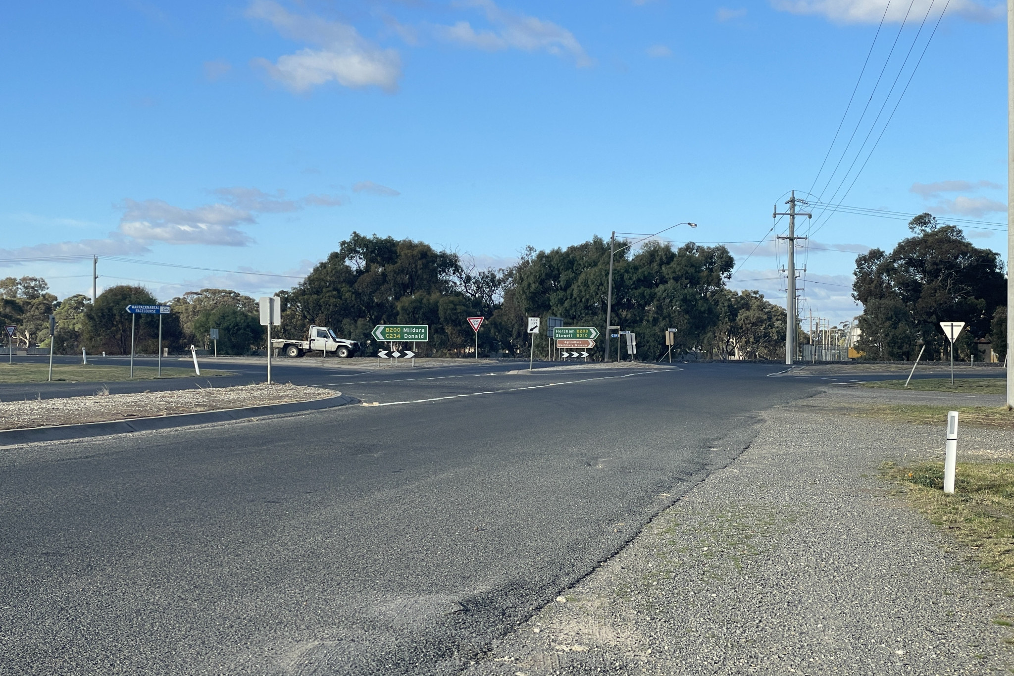 Lyle Street and Henty Highway intersection.