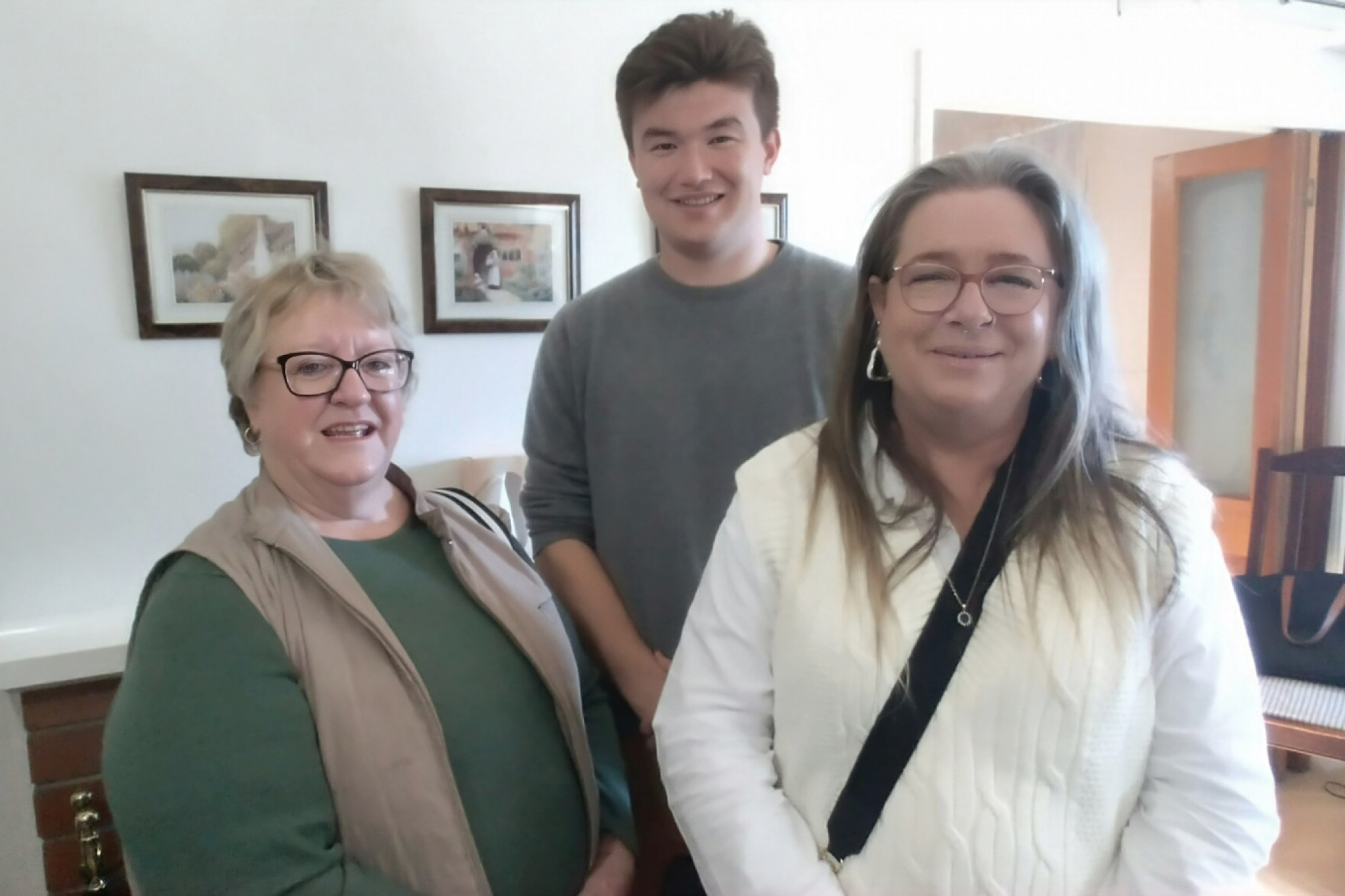 Minyip Progress Association deputy chair Marie Milgate and secretary Jodie Krelle with Astron Corporation owner and managing director Tiger Brown.
