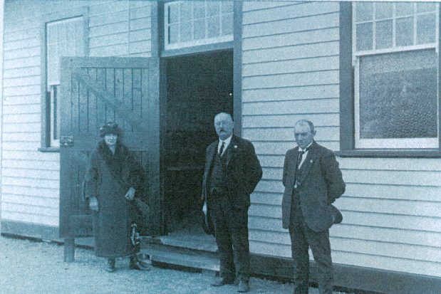 Mrs Isabella Taylor, Mr JR (Bob) Taylor and Mr Ern Devereux at the 1924 opening of the Molly Taylor Memorial Kiosk