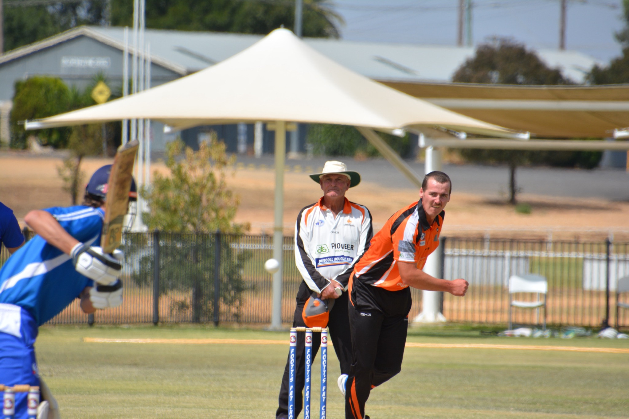 Wimmera Mallee’s Dylan Shelley bowling with umpire Chris Guthrie watching. PHOTO: DAVID LETTS