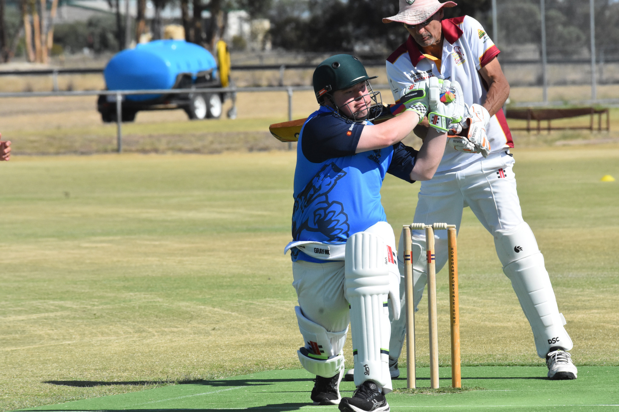 Lachlan Young batting. PHOTO: CHRIS GRAETZ