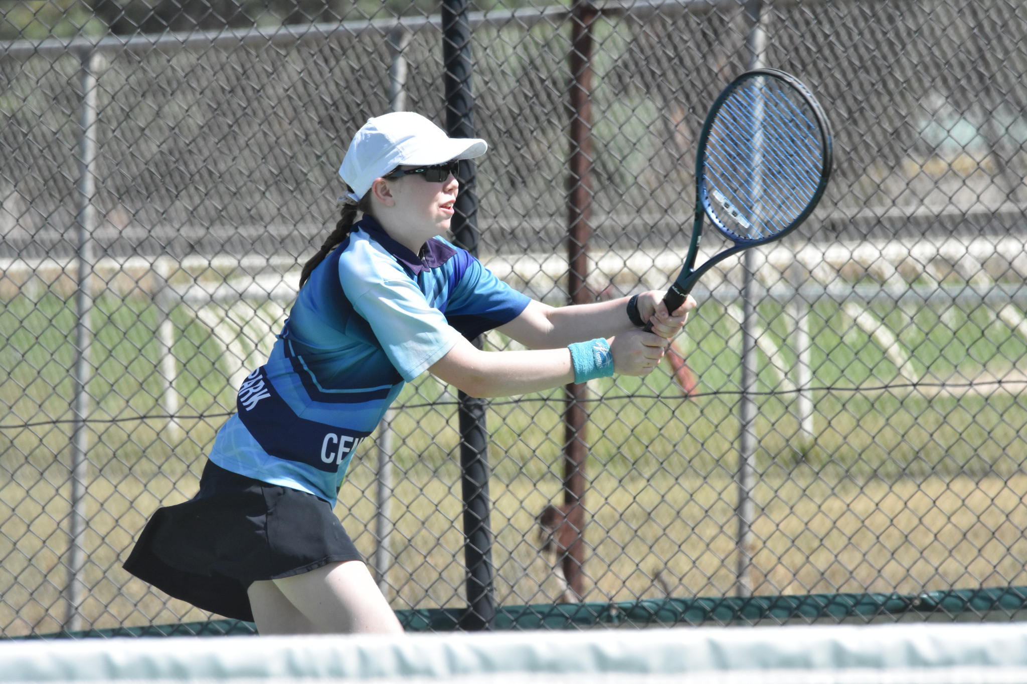 Central Park’s Sienna Nitschke with a return. PHOTO: CHRIS GRAETZ